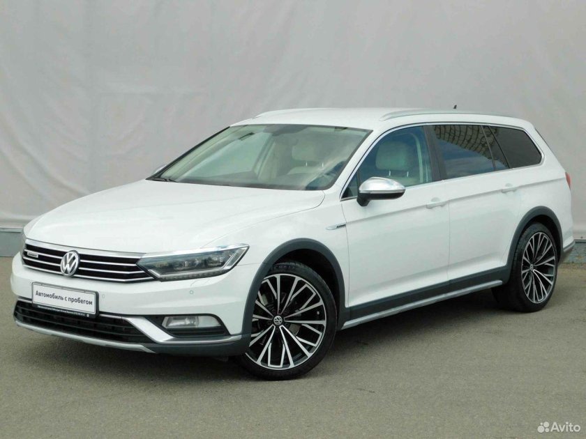 Passat b8 универсал белый
