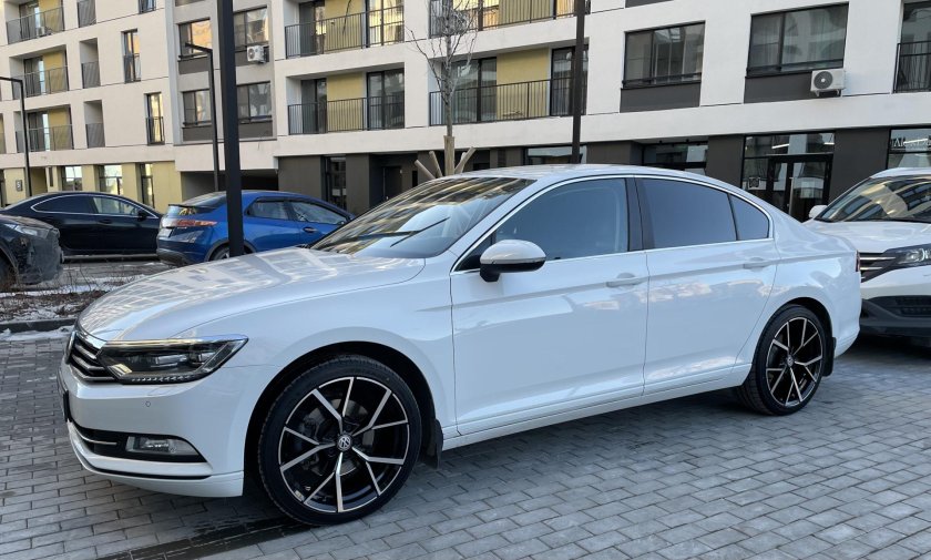 Пассат б8 r19