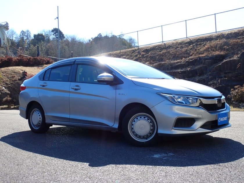 Toyota corolla verso i рестайлинг 2