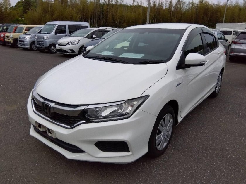 Хонда грейс 2018 год