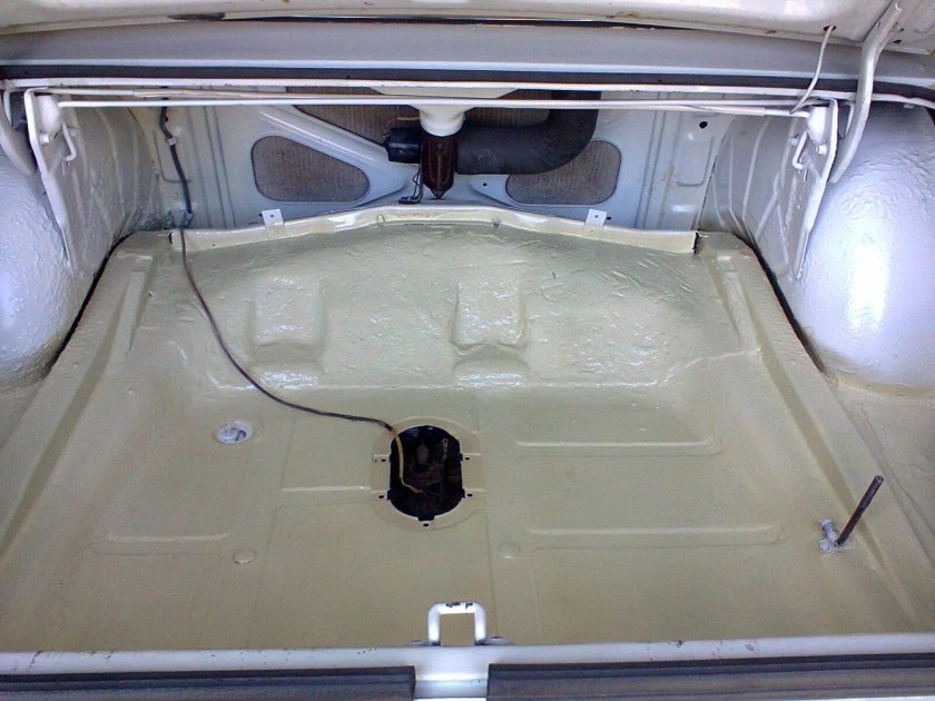 ГАЗ 24 багажник