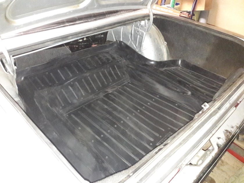 ГАЗ 31105 багажник