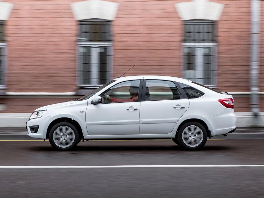 Лада Гранта лифтбек