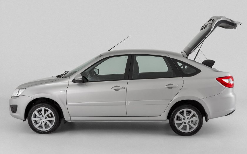 Гранта 2191 лифтбек