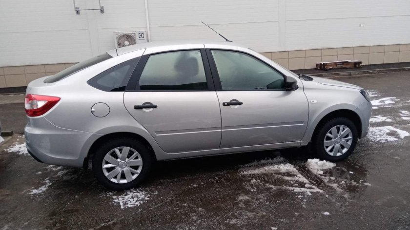 Лада Гранта лифтбек (2-е поколение)