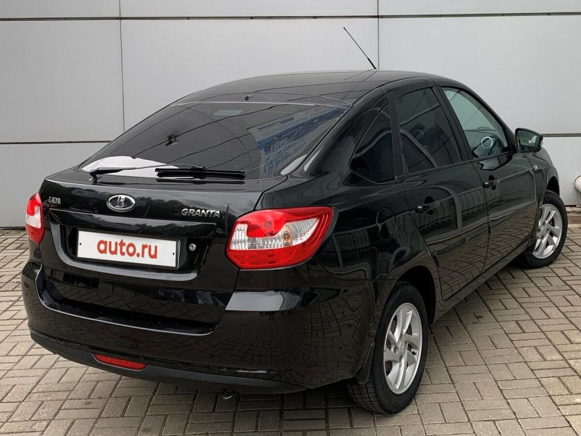 Лада Гранта лифтбэк 2023