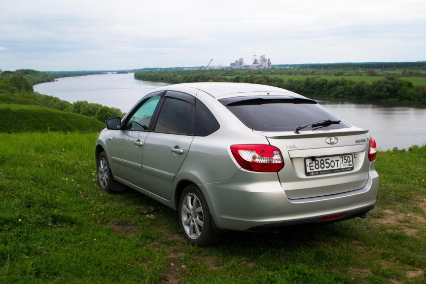 Лада Гранта лифтбек