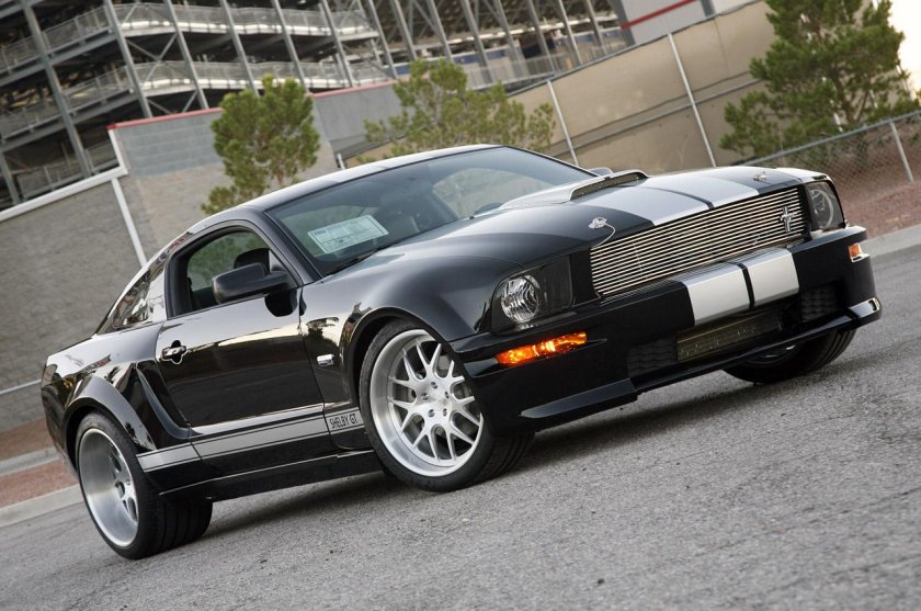 Ford Mustang Shelby 2005
