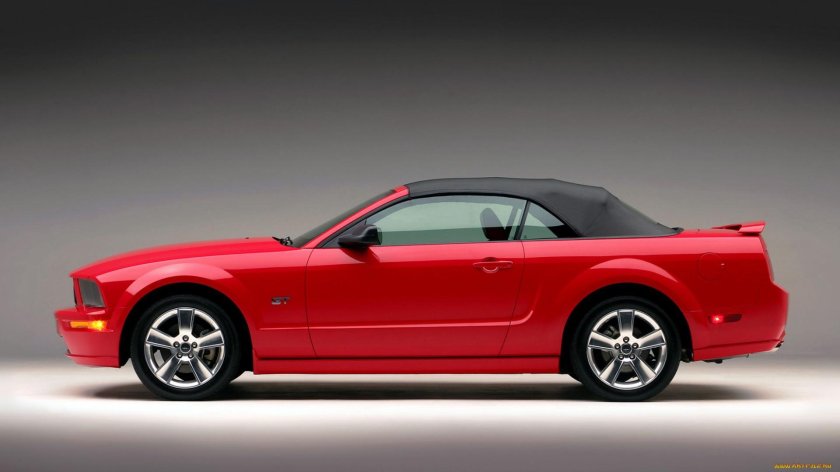 Ford Mustang 2003