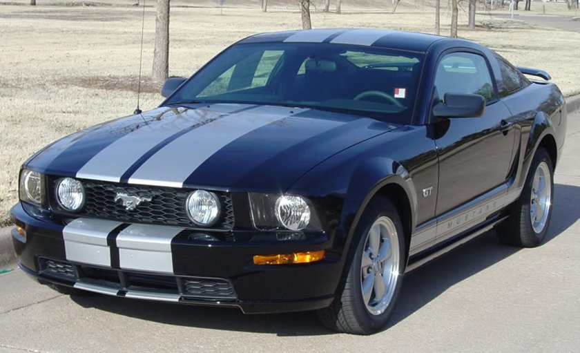 Ford Mustang v 2005