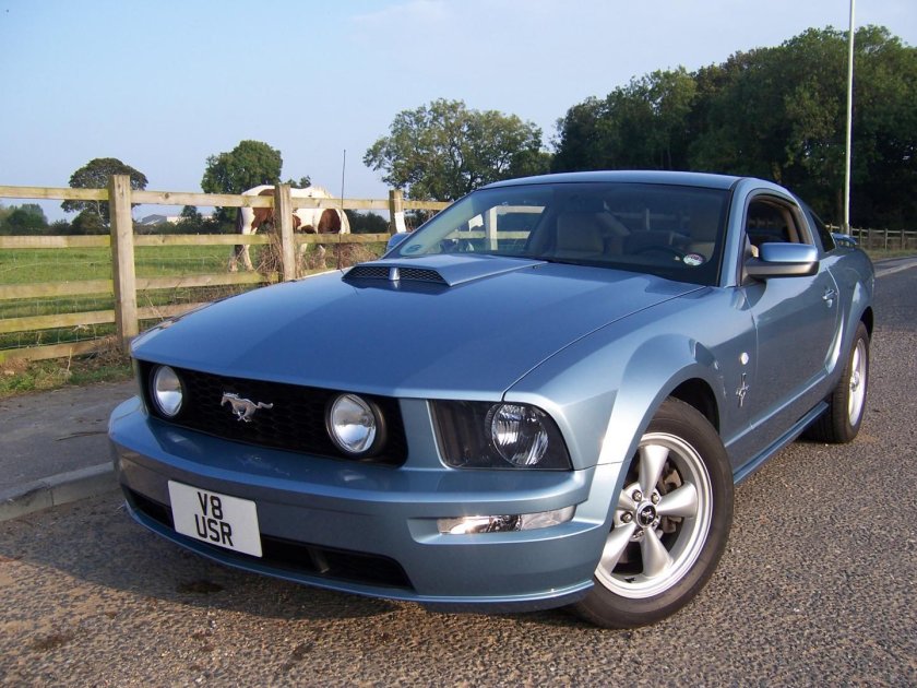 Форд Мустанг 2005