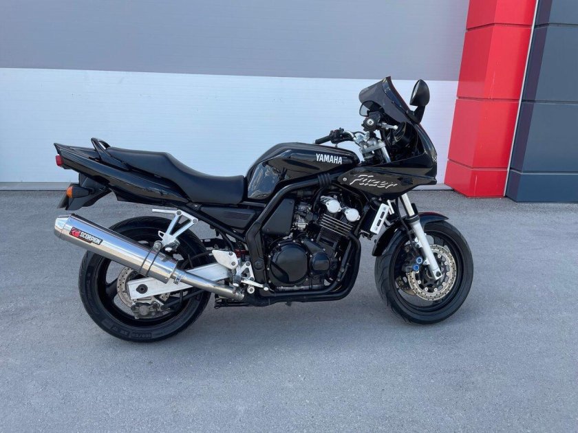 Yamaha fz 400