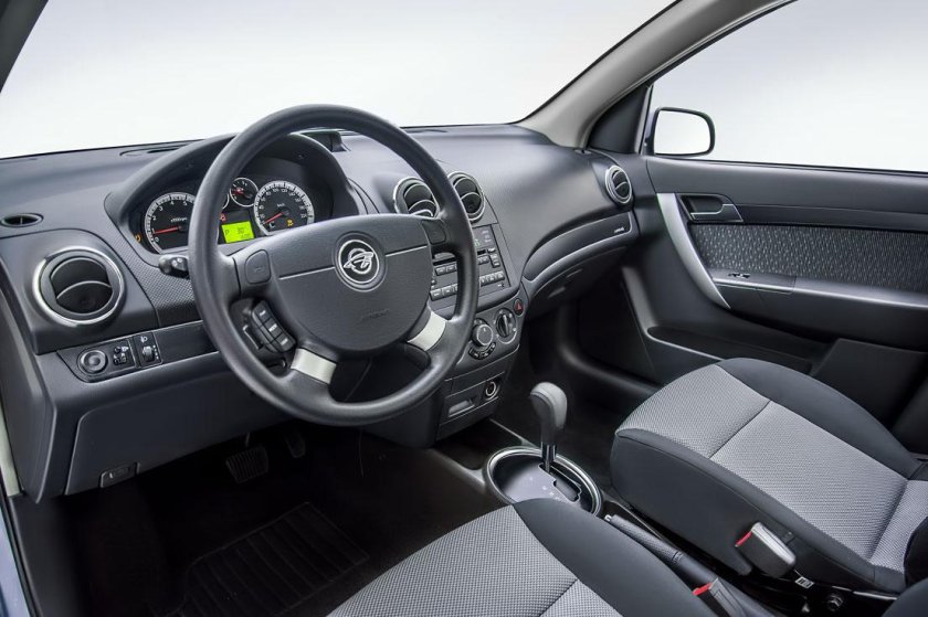 Равон Нексия р3 салон