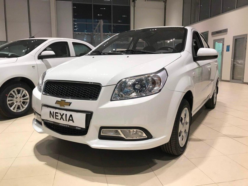 Шевроле нексия 2021 белая