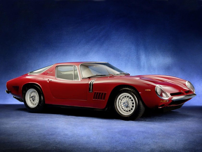 Машина Bizzarrini