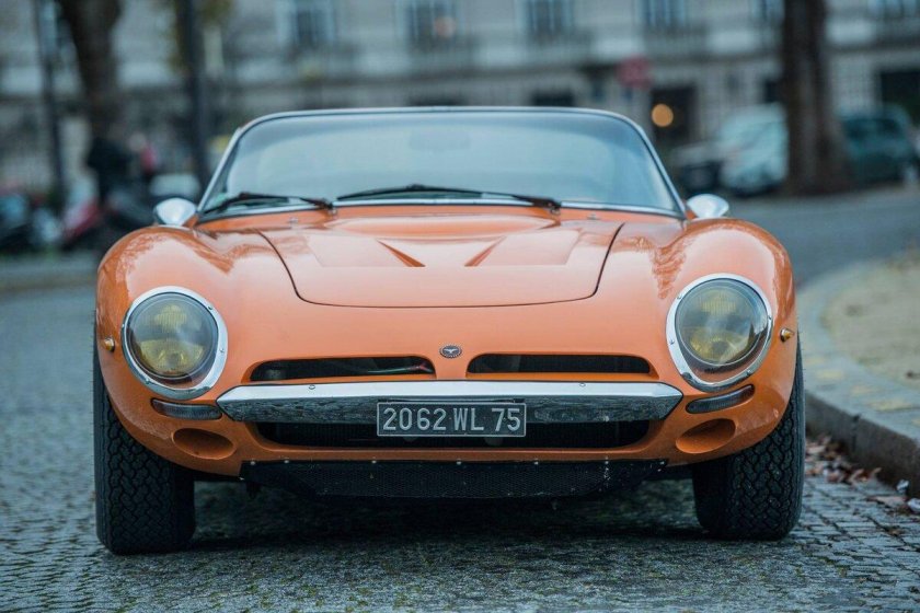 Bizzarrini 5300 gt engine