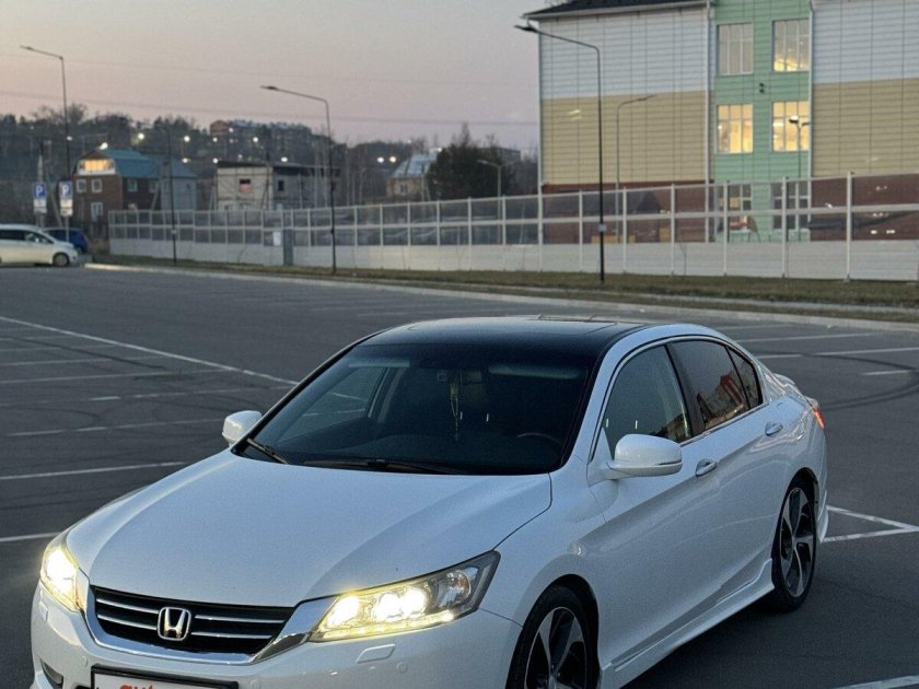 Honda accord ix 2013