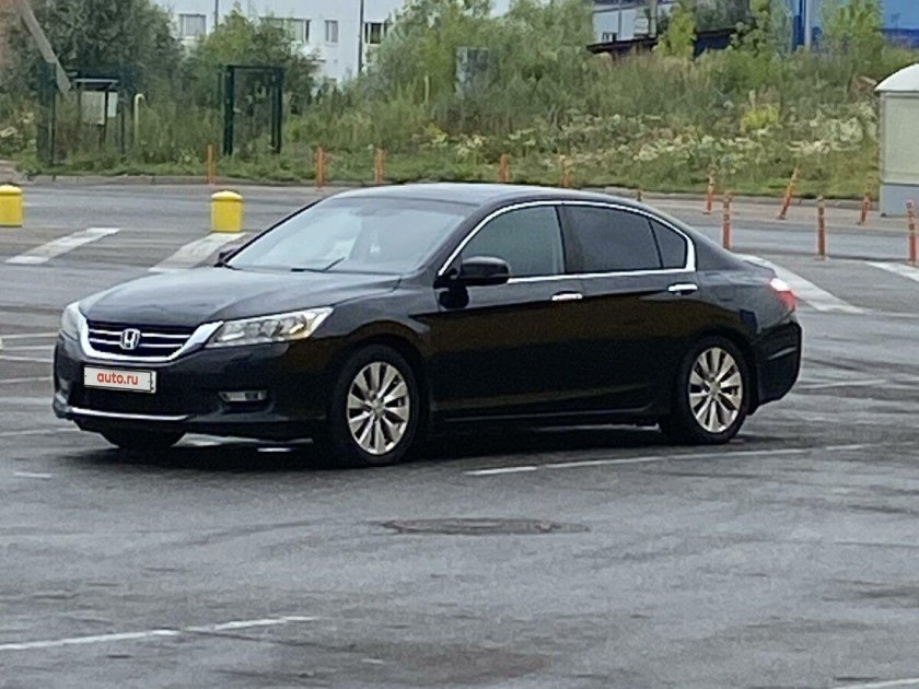 Honda Accord 9 2.4