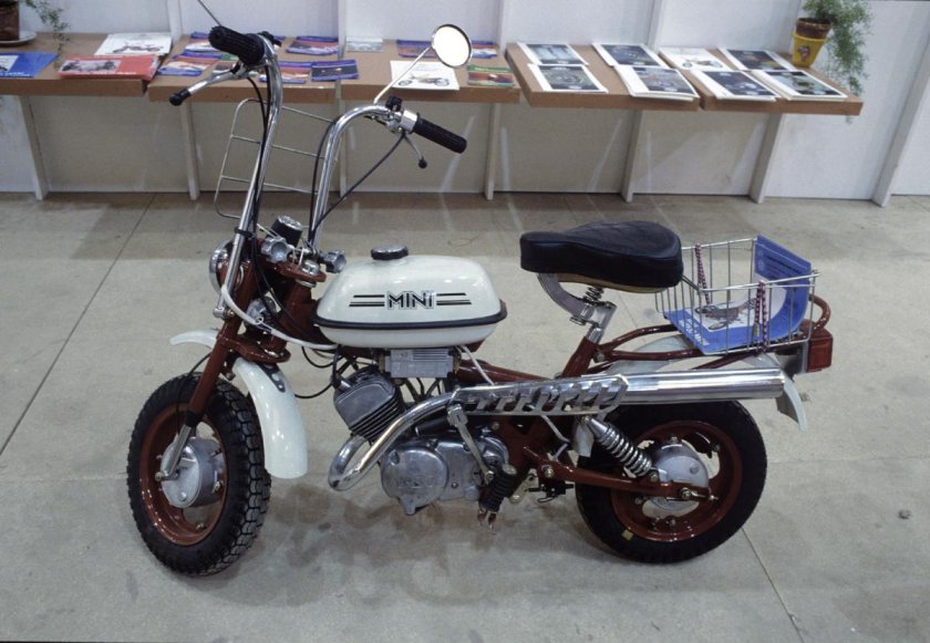 Мини мокик Рига