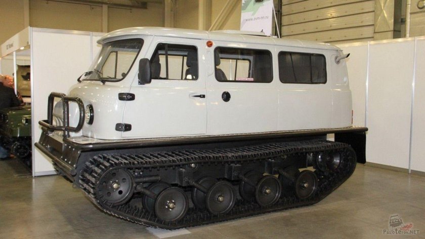 Гусеничный вездеход Узола