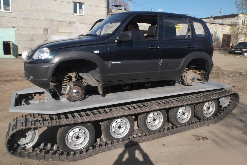 Гусеничный вездеход Юкон