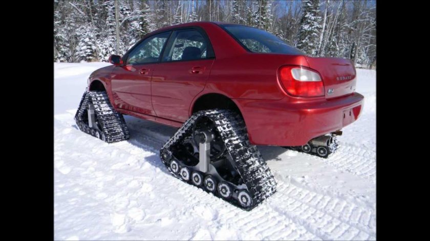 Субару Импреза на гусеницах