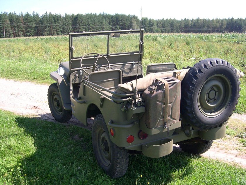 Виллис по ленд Лизу