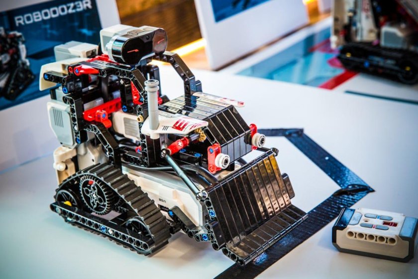 Робот бульдозер ev3