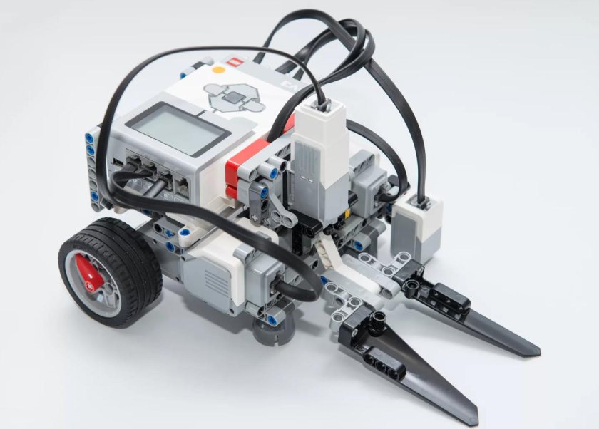 LEGO Mindstorms ev3