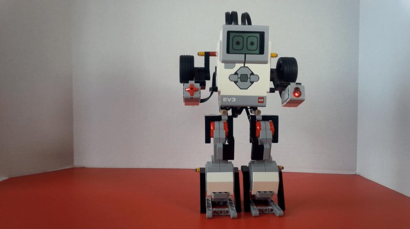 Робот LEGO Mindstorms ev3