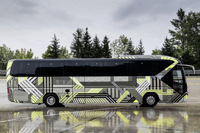 Автобус neoplan