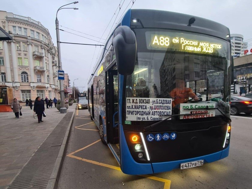 Электробус КАМАЗ-6282