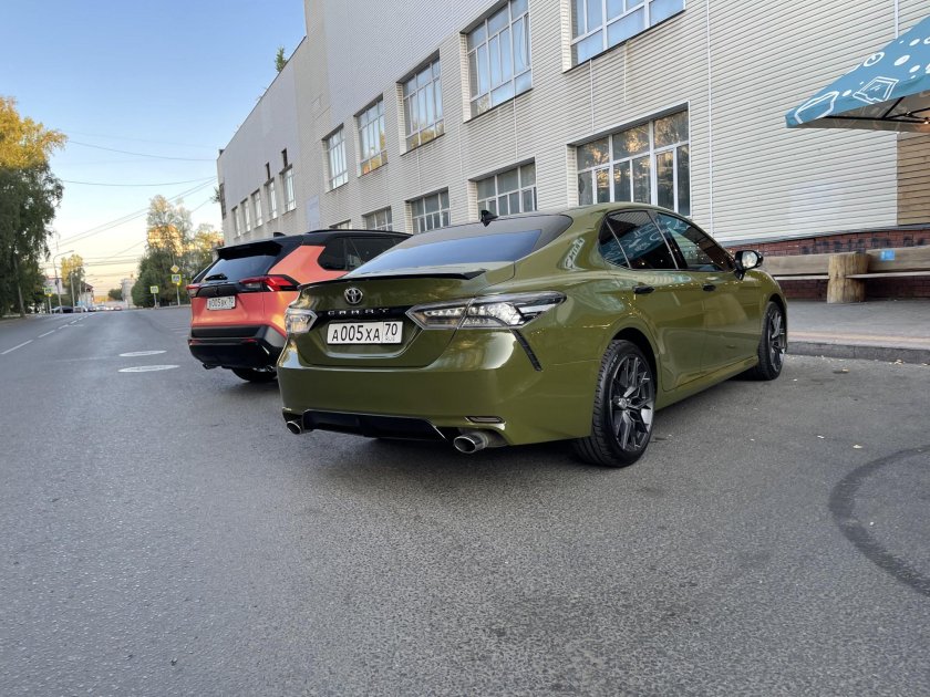 Камри 55 цвет хаки