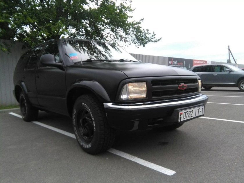 Шевроле блейзер 1996 черный