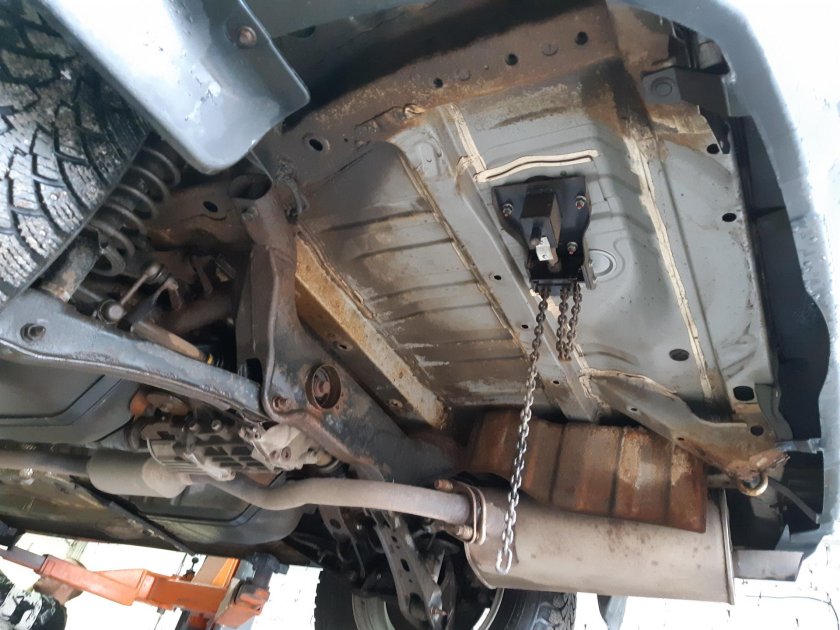 Днище снизу Mitsubishi Outlander 3