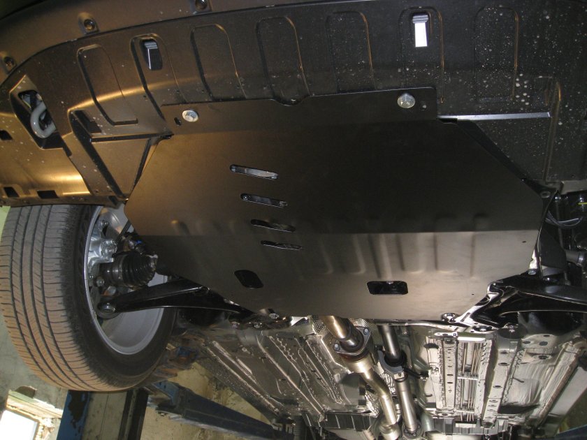 Днище снизу Mitsubishi Outlander 3