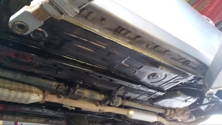 Днище Мицубиси Аутлендер 2