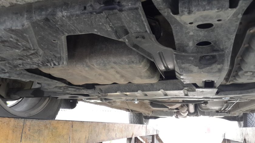 Днище снизу Mitsubishi Outlander 3