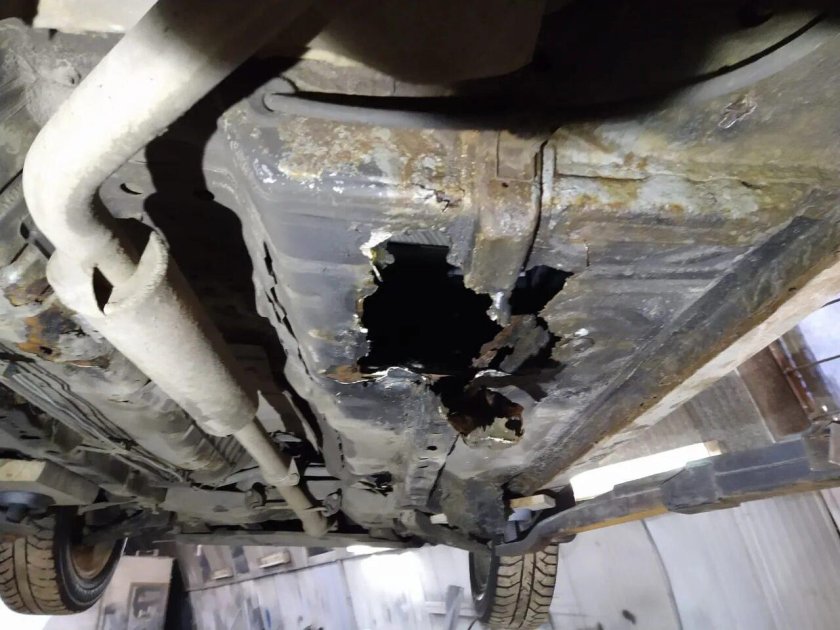 Lancer 10 4wd днище