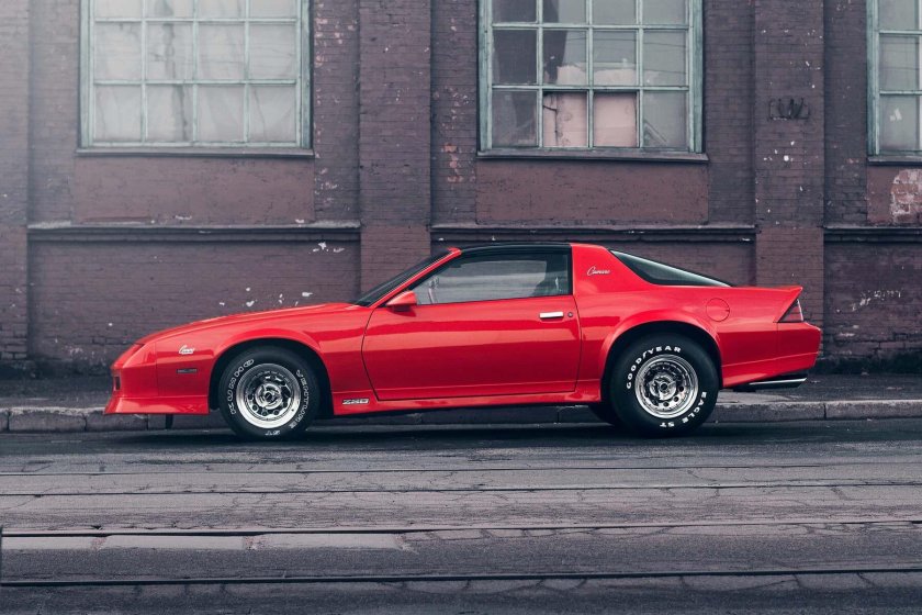 Chevrolet Camaro 3 поколение