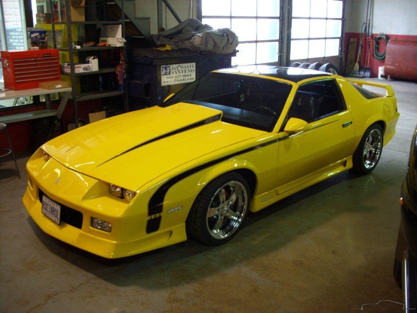 Шевроле Камаро 85