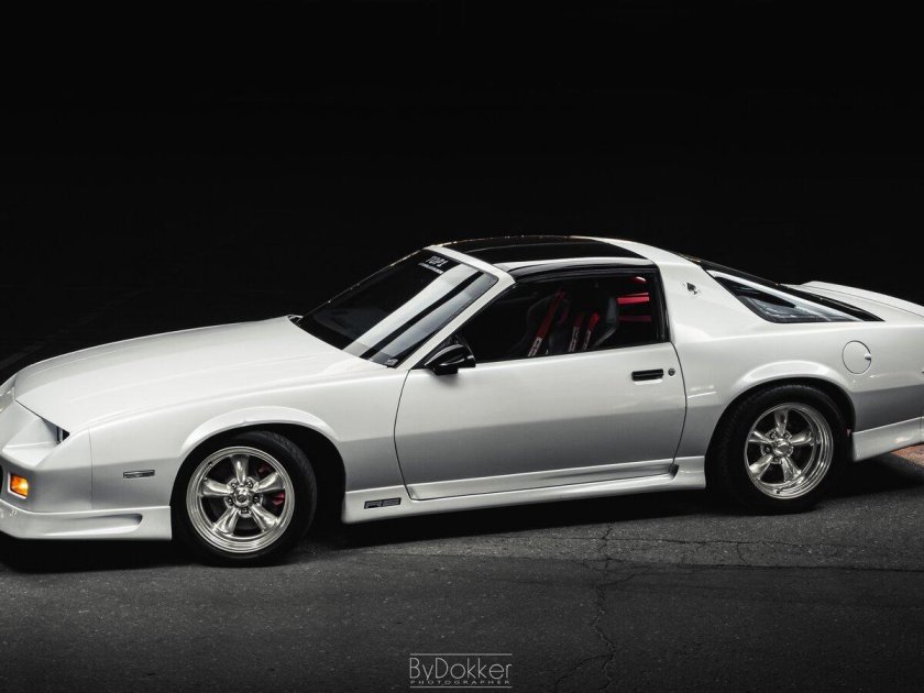 Chevrolet camaro третье поколение