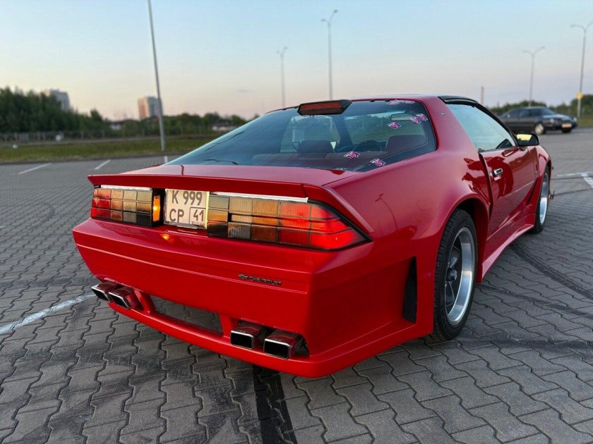 Chevrolet camaro iii