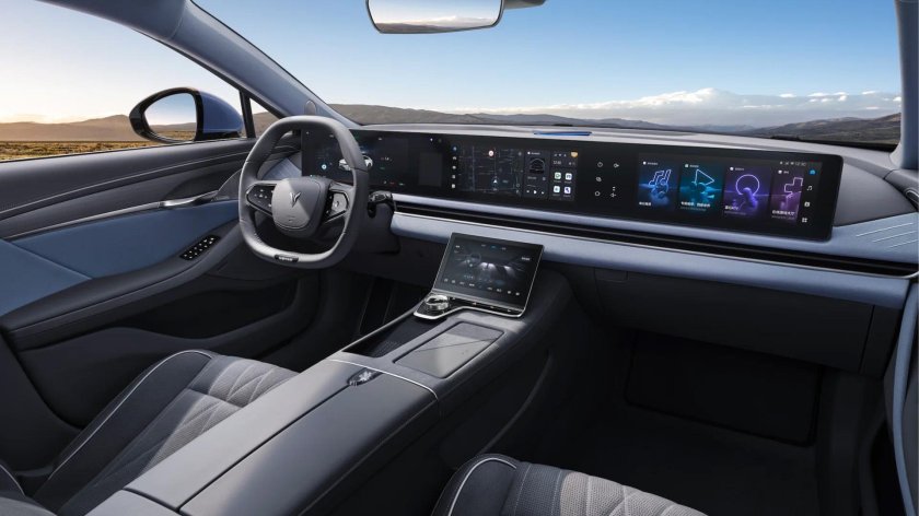 Voyah седан 2023