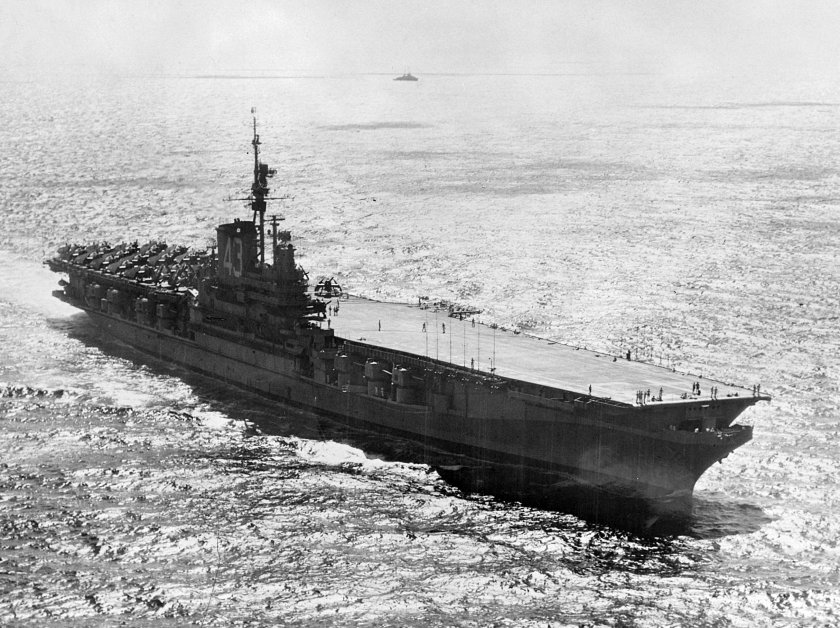 Авианосец Лексингтон