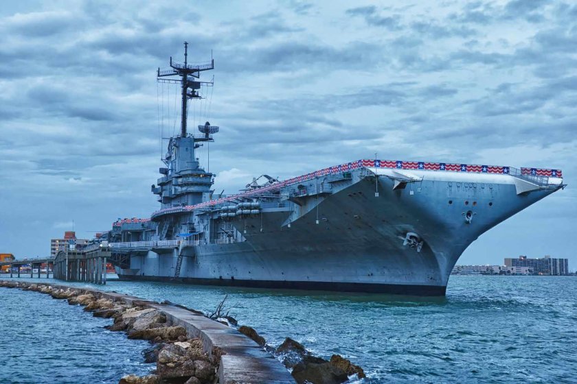 Музей-авианосец USS Lexington