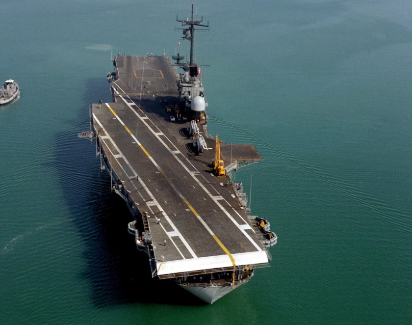 USS Lexington CV-16 модель