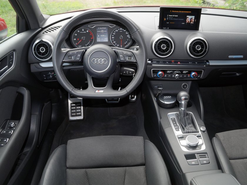 Audi a3 2016 салон
