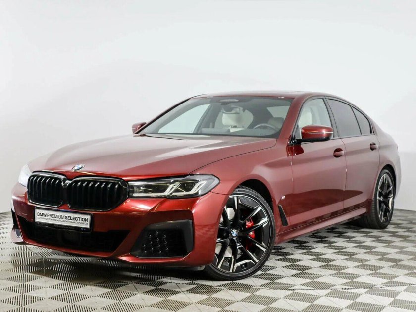 БМВ 5 седан 2021