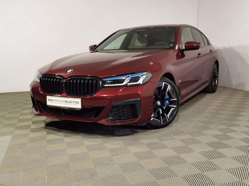 BMW m5 g30 Red